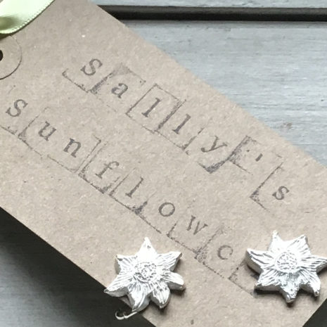 sallys_sunflowers_spread_the_sunshine_cufflinks_2 Sally's Sunflowers spread the sunshine cufflinks